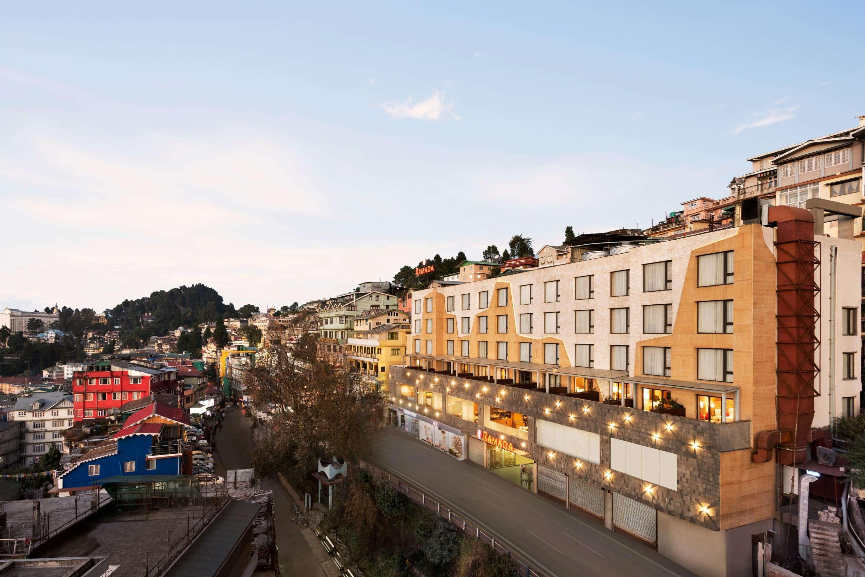 Ramada By Wyndham Darjeeling Hotel Darjeeling  Exterior foto